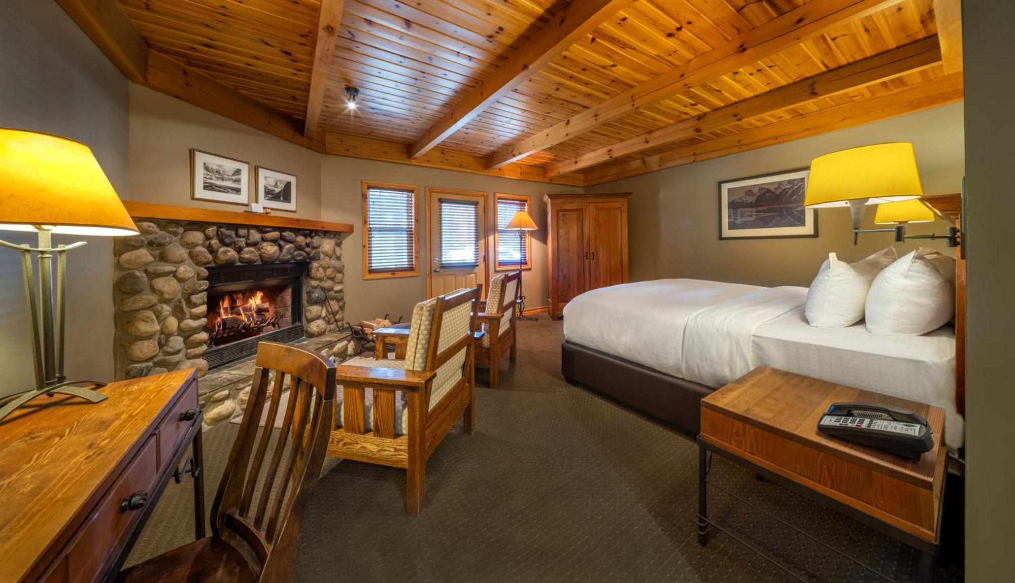Buffalo Mountain Lodge Banff Exterior foto