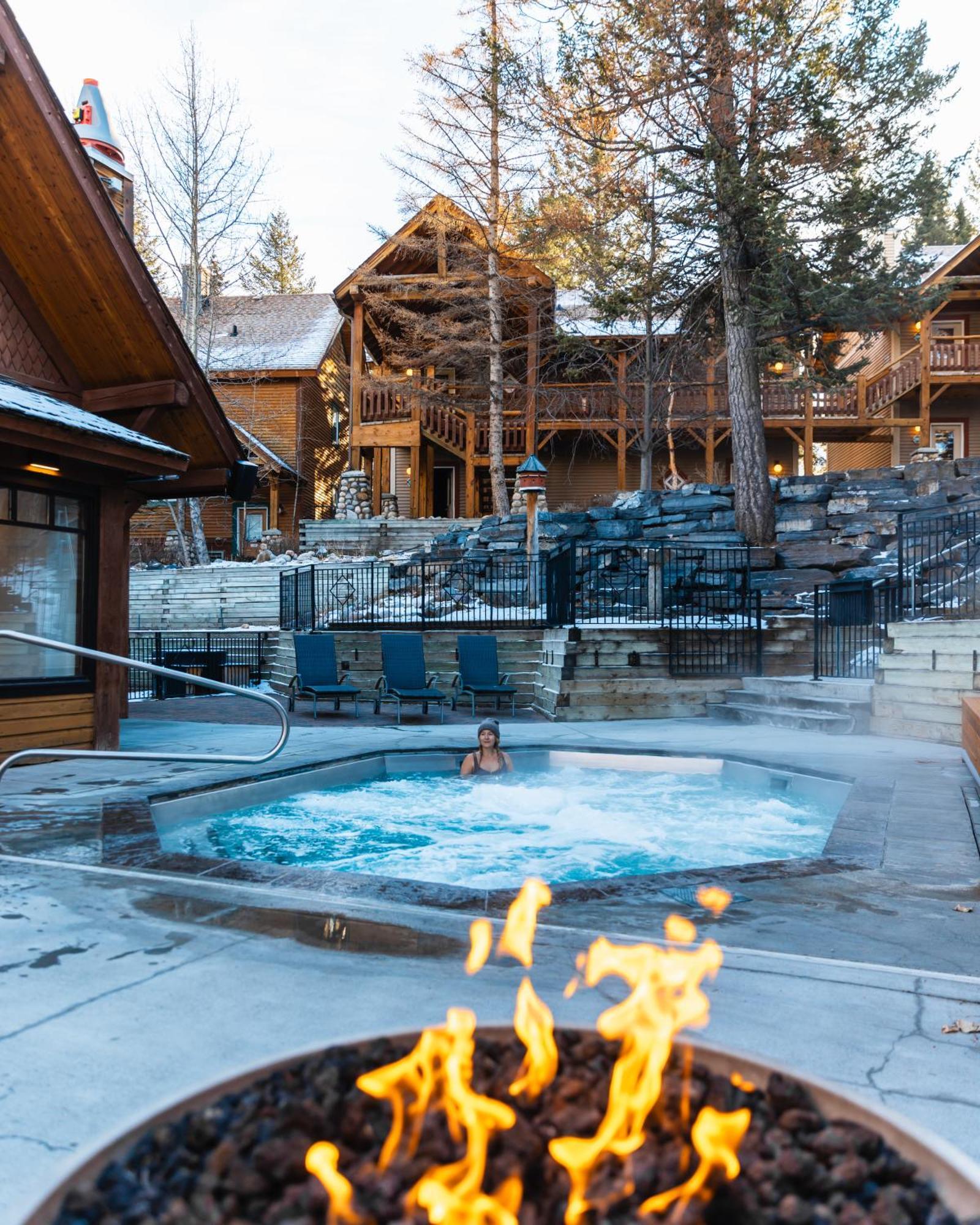 Buffalo Mountain Lodge Banff Exterior foto